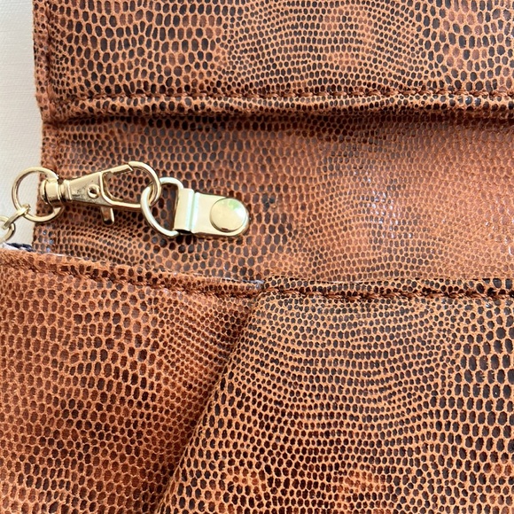 Urban Expressions Faux Leather Vegan Crossbody Clutch Purse New with Tags - Picture 12 of 15